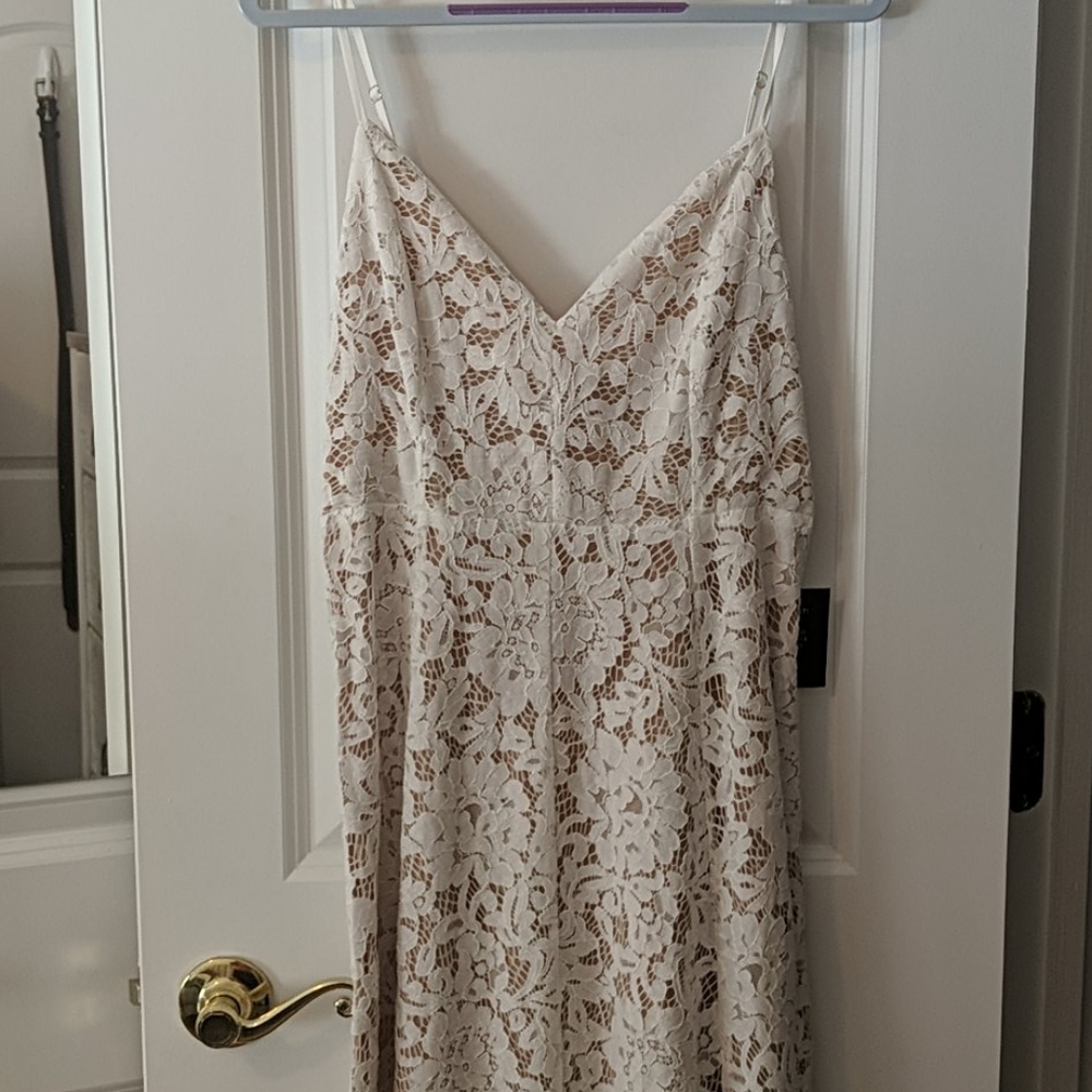 New Lulu's white and nude lace dress